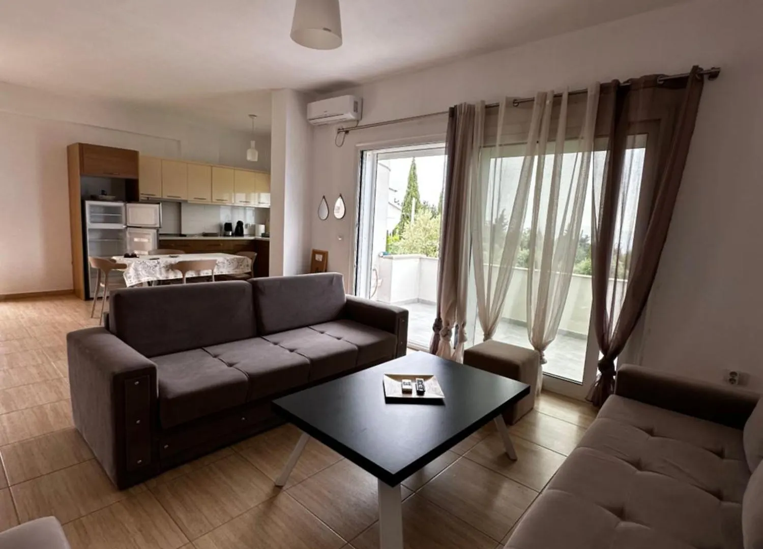 Suzi'S Apartment Dhërmi